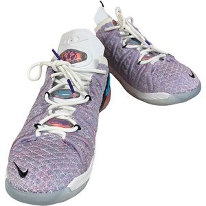 Nike LeBron 18 Basketball Shoes CQ9283 900 - Multicolor NEW